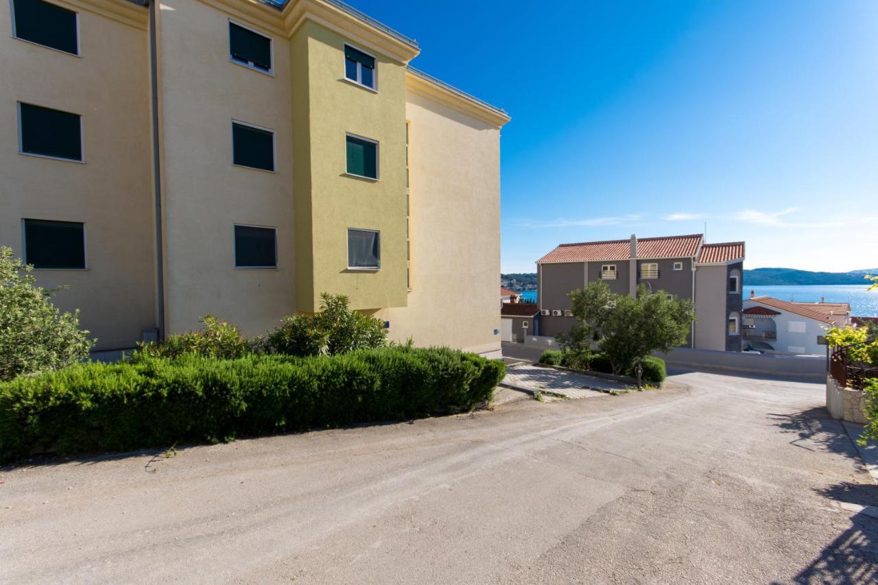 Apartments Katic Trogir Exterior foto