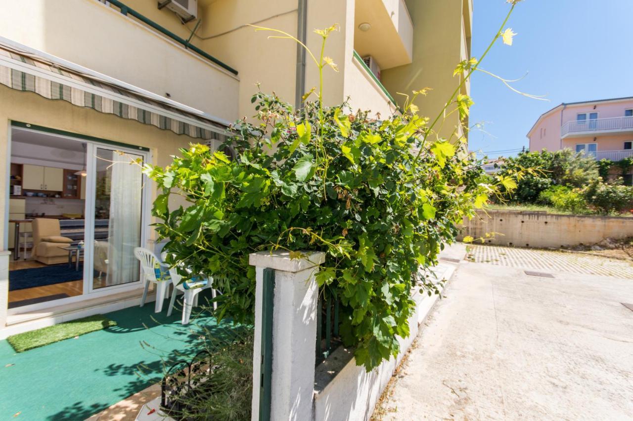 Apartments Katic Trogir Exterior foto