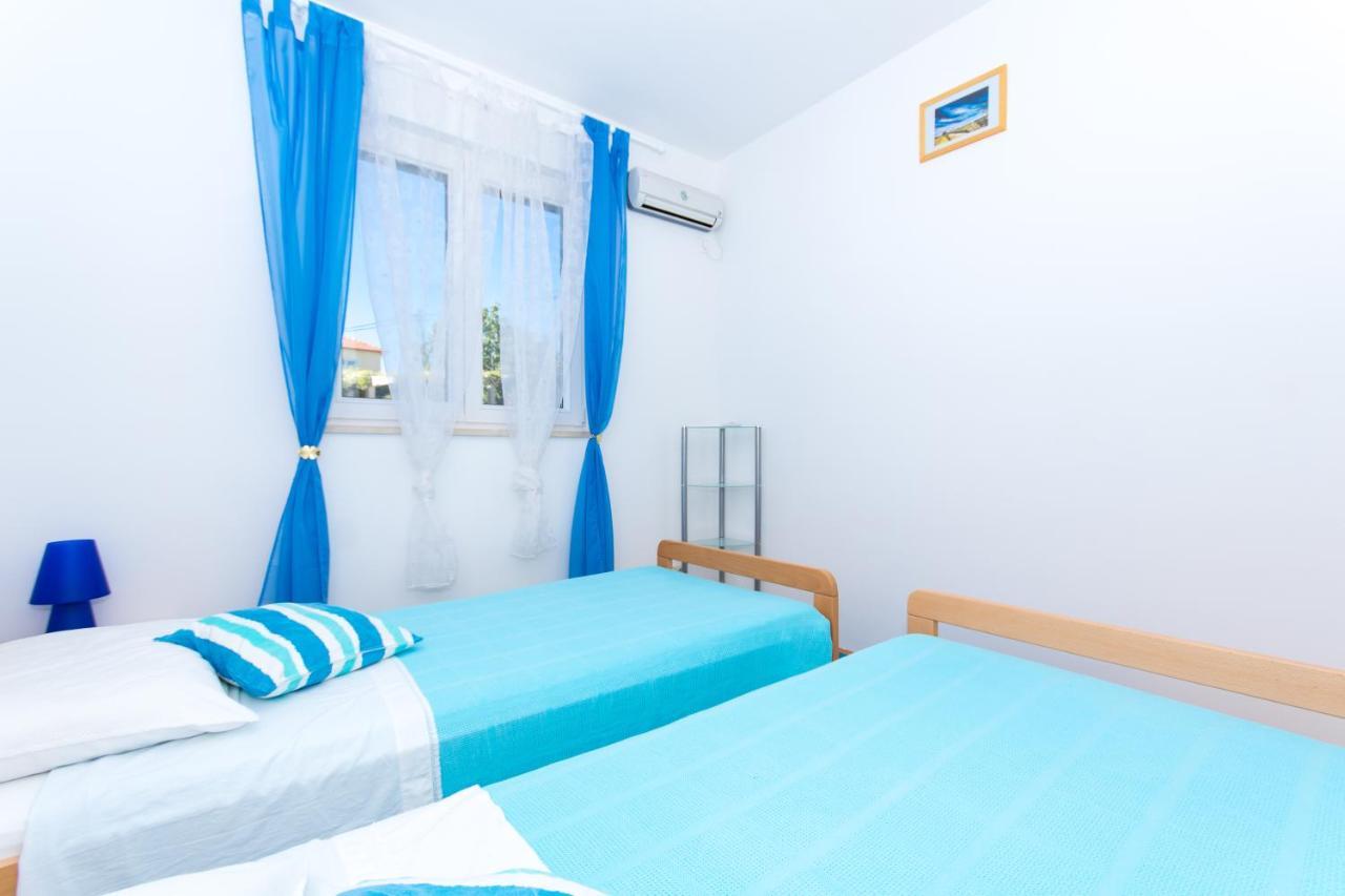 Apartments Katic Trogir Exterior foto
